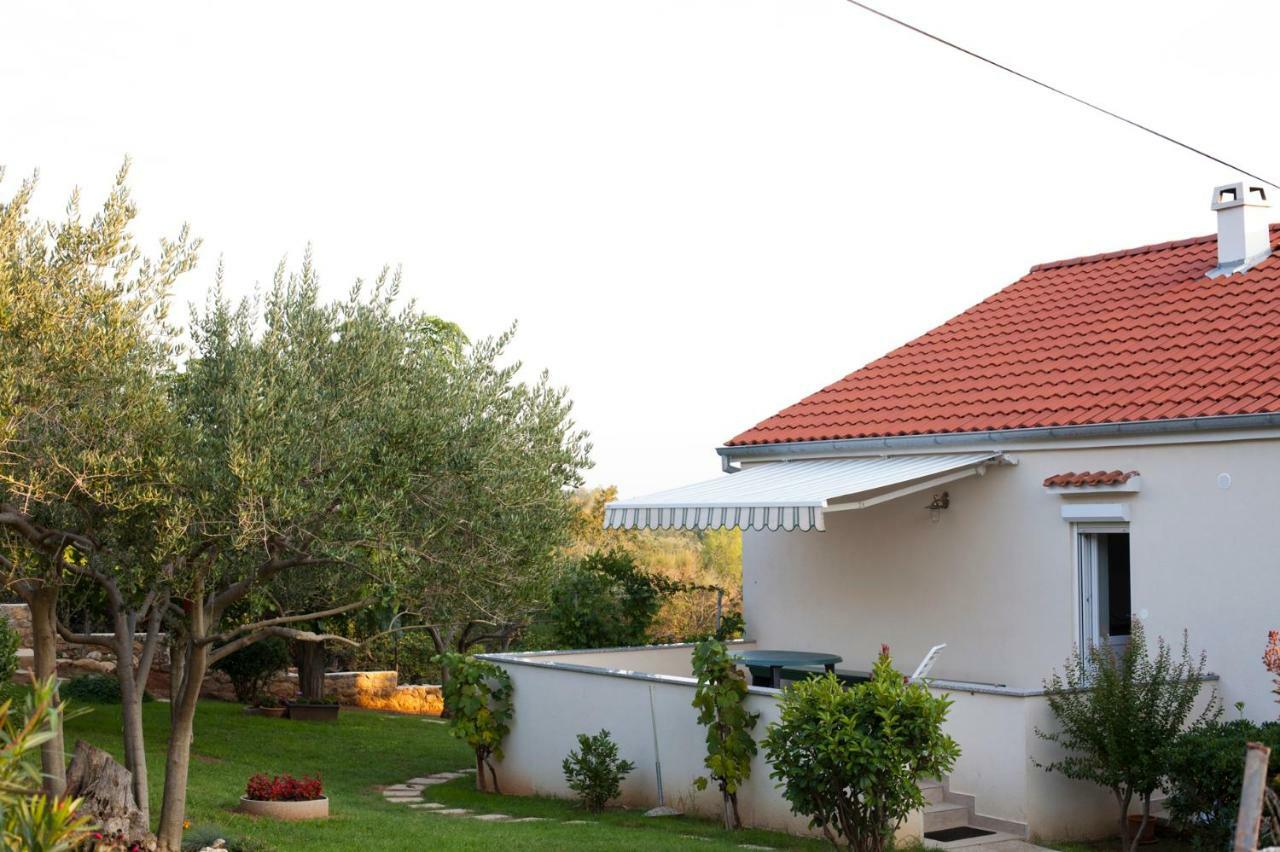 Apartment Robinson Podvrsje Luaran gambar